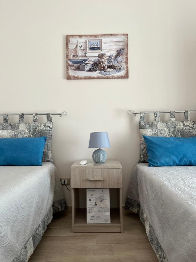 La Casa Di Zia Nini Apartment Villaggio Pirandello Bagian luar foto